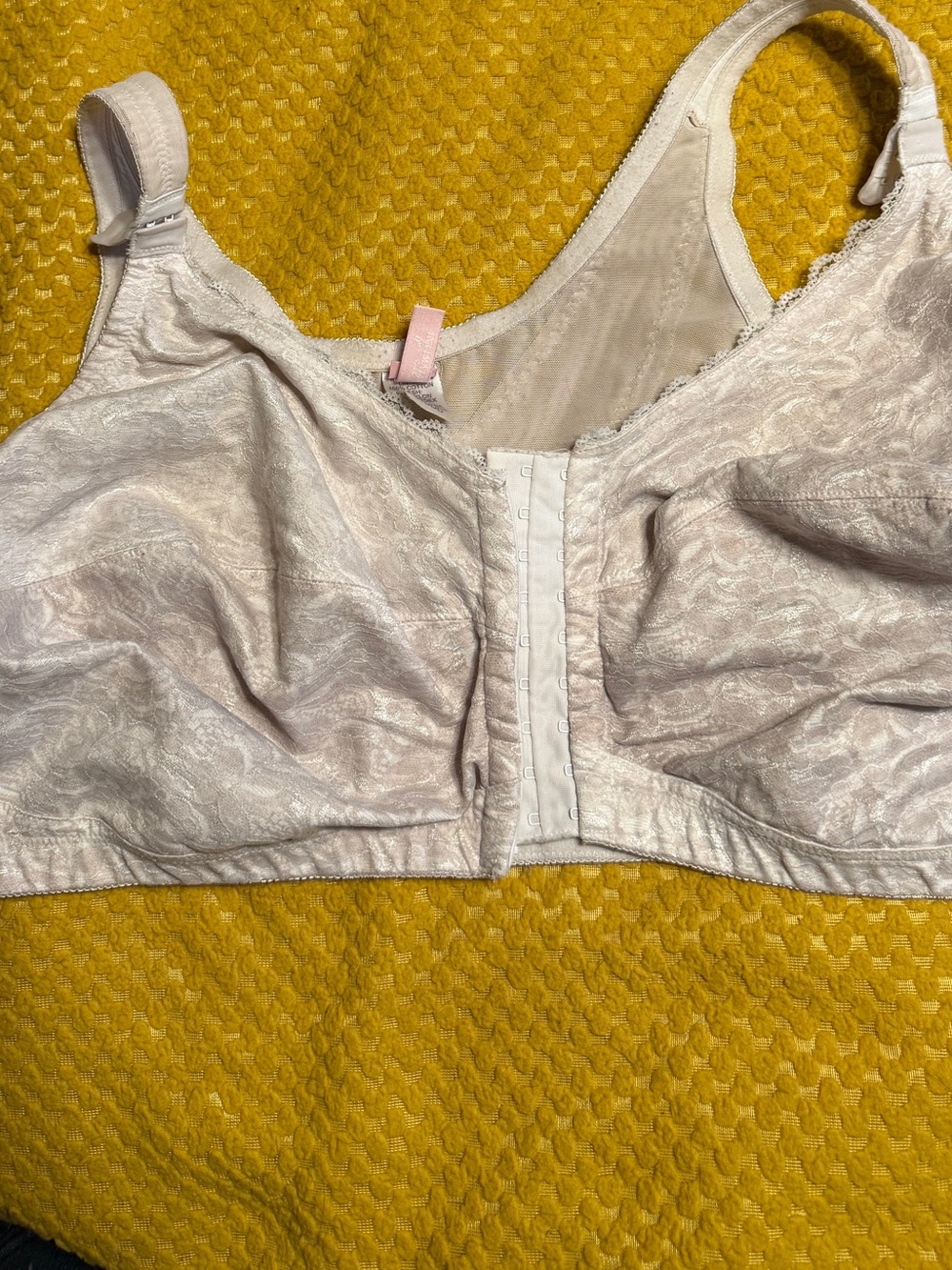 Wireless Lace-Texture Full Coverage Bra White Sz 54ddd Comfort Choice